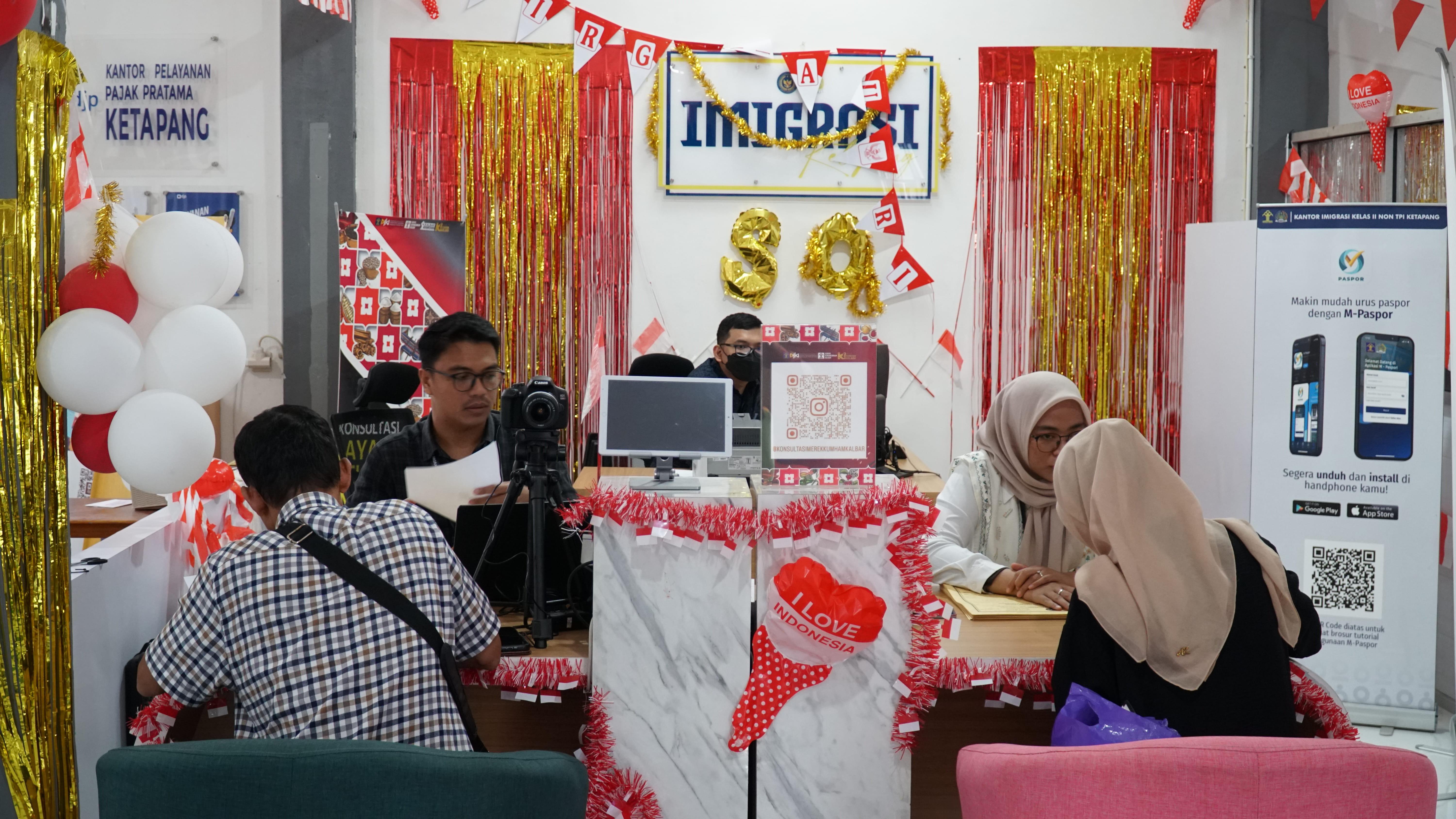 Semangat  Kemerdekaan Ke-80, Imigrasi Ketapang Gelar Layanan Paspor Merdeka