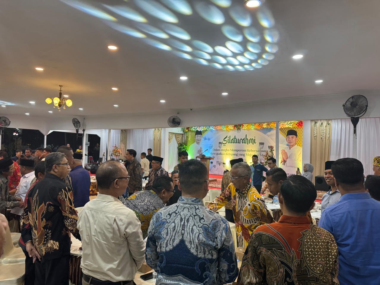 Momen Silaturahmi, Kantor Imigrasi Ketapang Hadiri Undangan Halal Bi Halal Pemerintah Kabupaten Ketapang