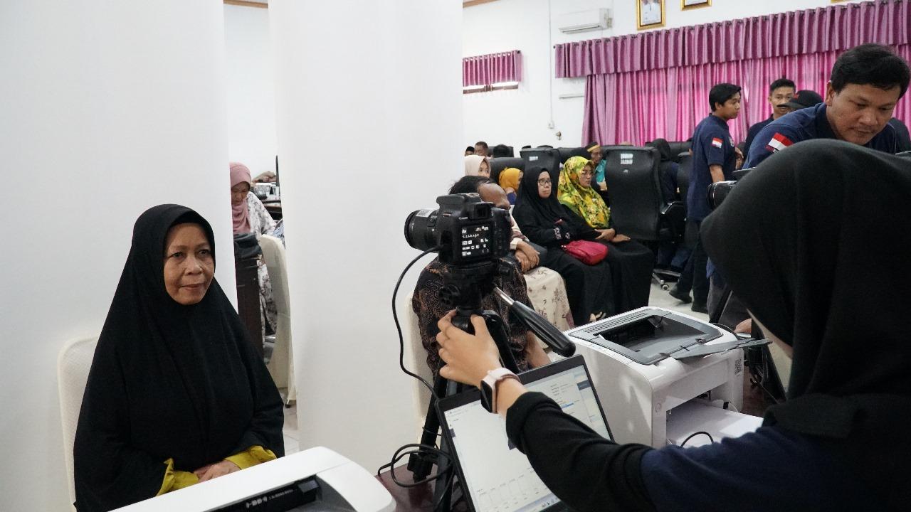 Layanan “Eazy Passport”, Kantor Imigrasi Ketapang Sasar Warga Kayong Utara