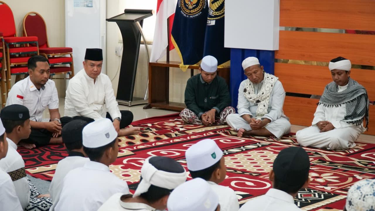 Maulid Nabi 1447 H: Imigrasi Ketapang Tebar Semangat Keteladanan dan Kepedulian Sosial