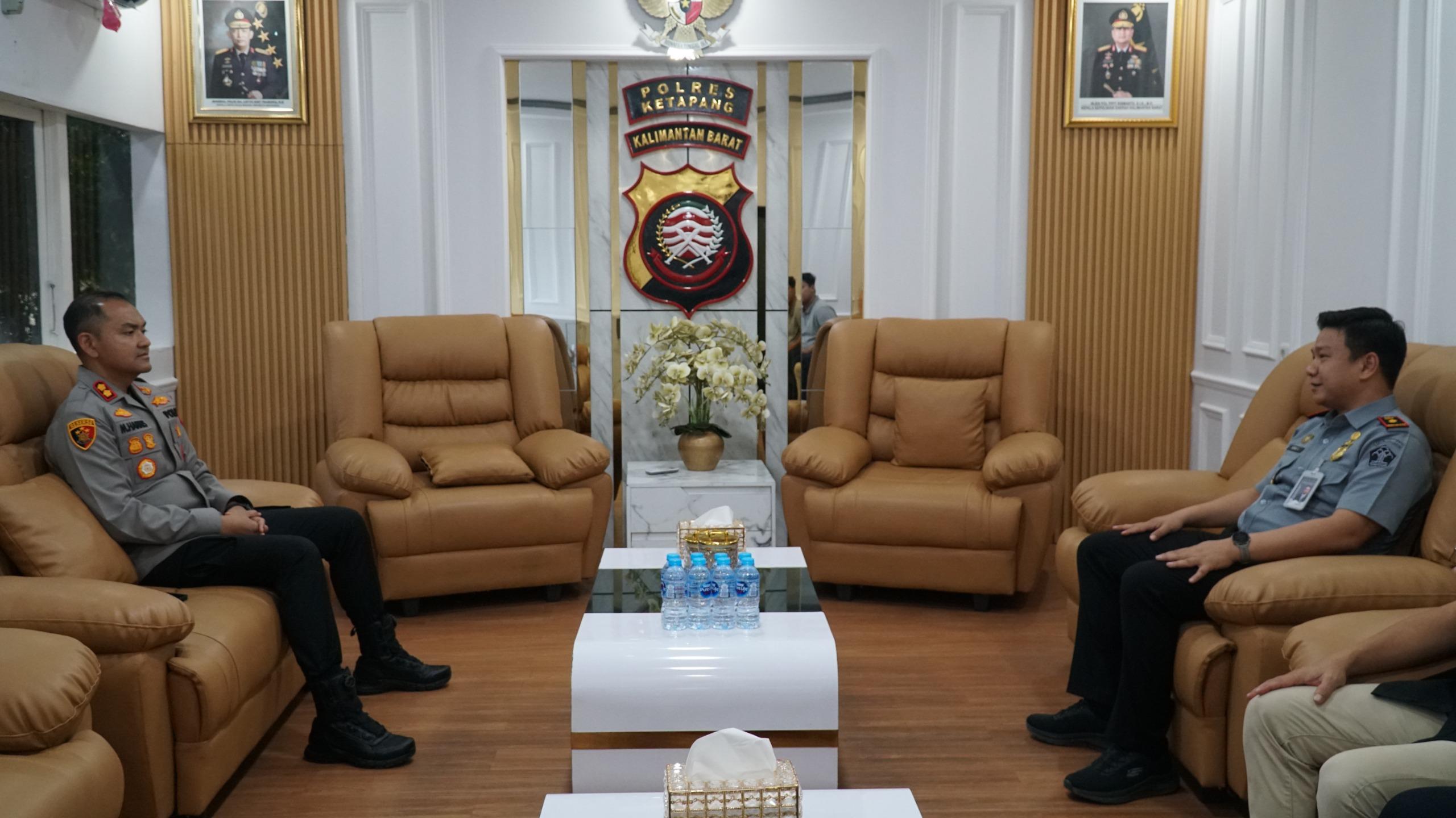 Sinergi Lintas Instansi, Imigrasi Ketapang Lakukan Kunjungan ke Polres Ketapang